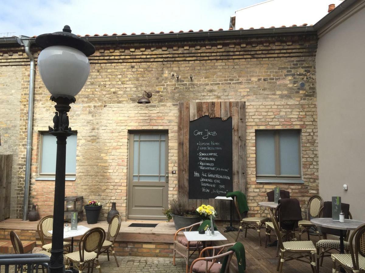 Ferienwohnungen Auf Der Insel Am Cafe Jacob Werder  Bagian luar foto